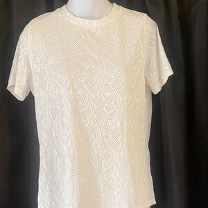 Bobeau Cream Lace Short Sleeve Top